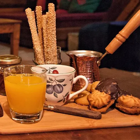 Dandy Agoriani - Erato - Fireplace בקתה