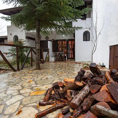 בקתה Dandy Agoriani - Erato - Fireplace