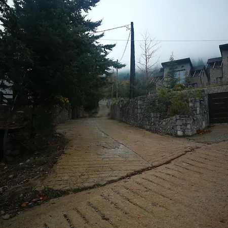 Dandy Agoriani - Erato - Fireplace בקתה Eptálofos